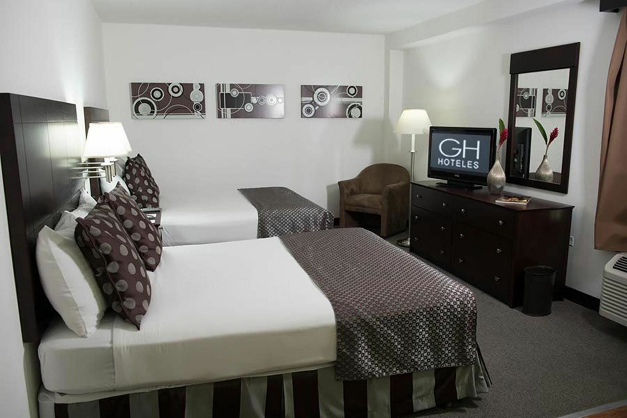 Guaparo Suites Valencia Eksteriør billede