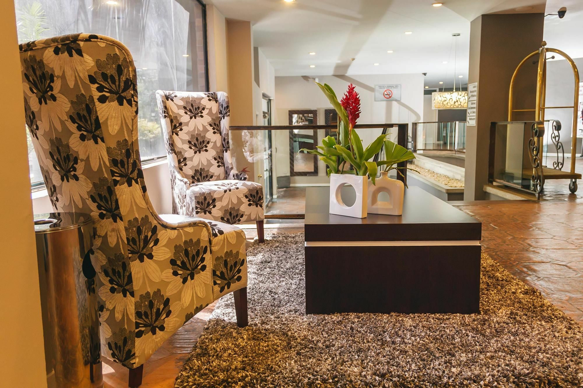Guaparo Suites Valencia Eksteriør billede
